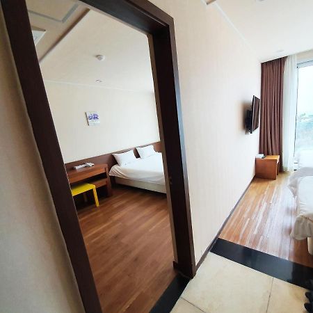 Jeju Jungmun Ocean Blue Hotel Seogwipo Dış mekan fotoğraf