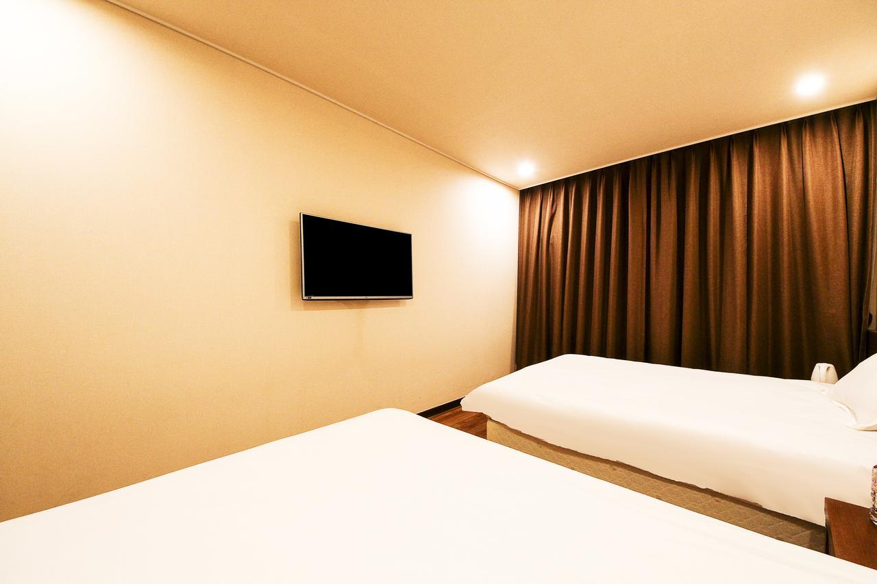 Jeju Jungmun Ocean Blue Hotel Seogwipo Dış mekan fotoğraf