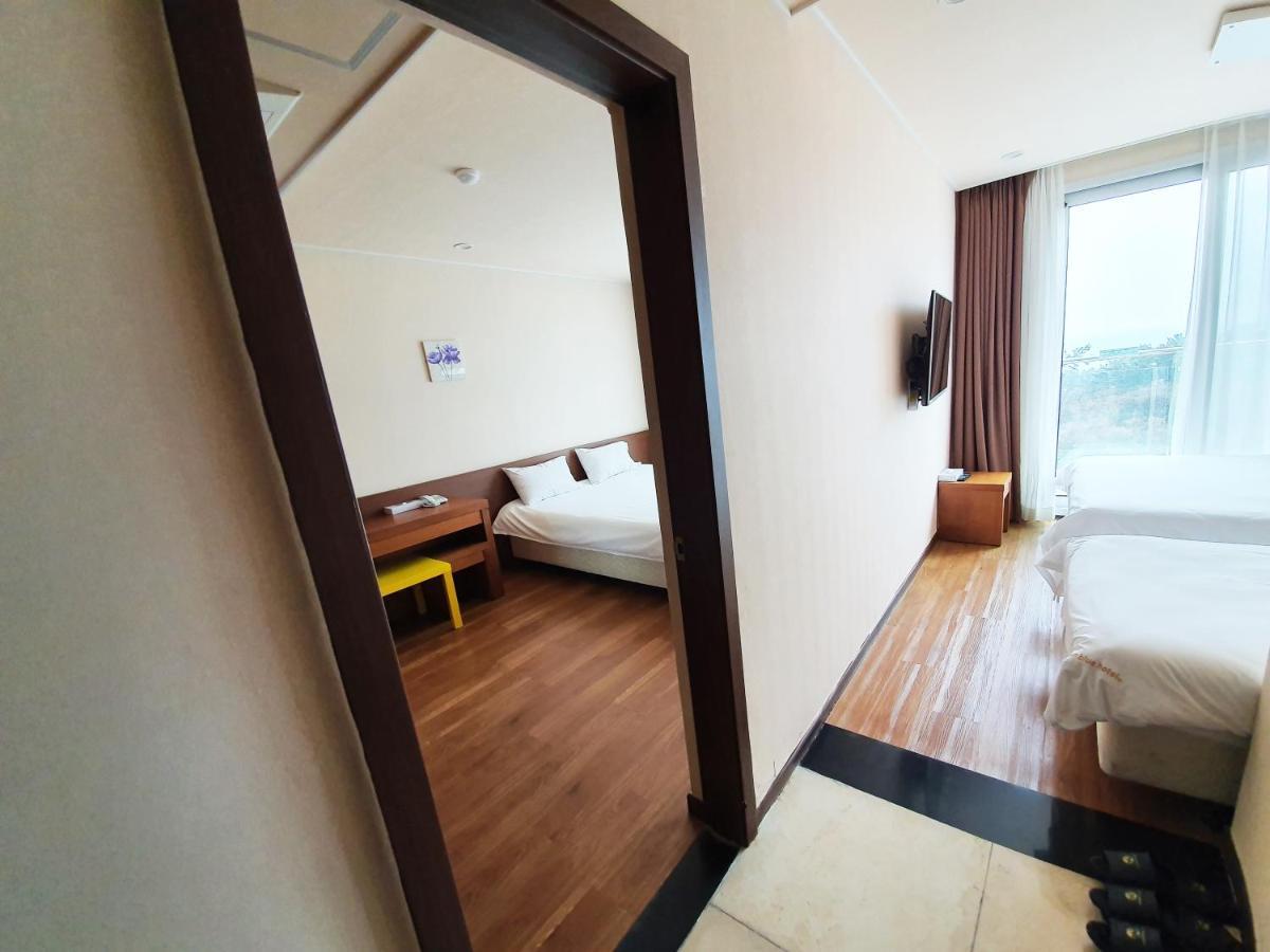 Jeju Jungmun Ocean Blue Hotel Seogwipo Dış mekan fotoğraf