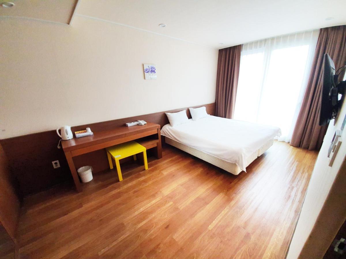 Jeju Jungmun Ocean Blue Hotel Seogwipo Dış mekan fotoğraf