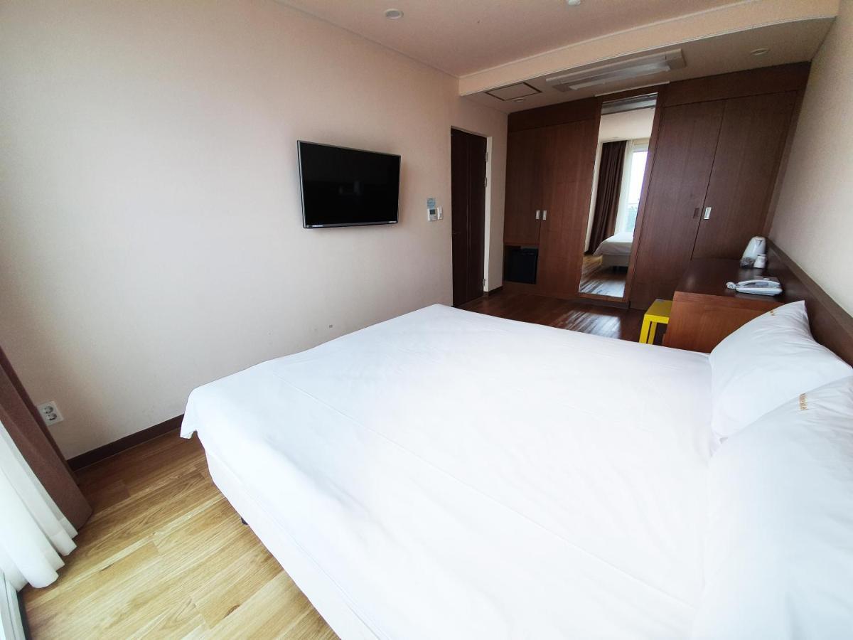 Jeju Jungmun Ocean Blue Hotel Seogwipo Dış mekan fotoğraf