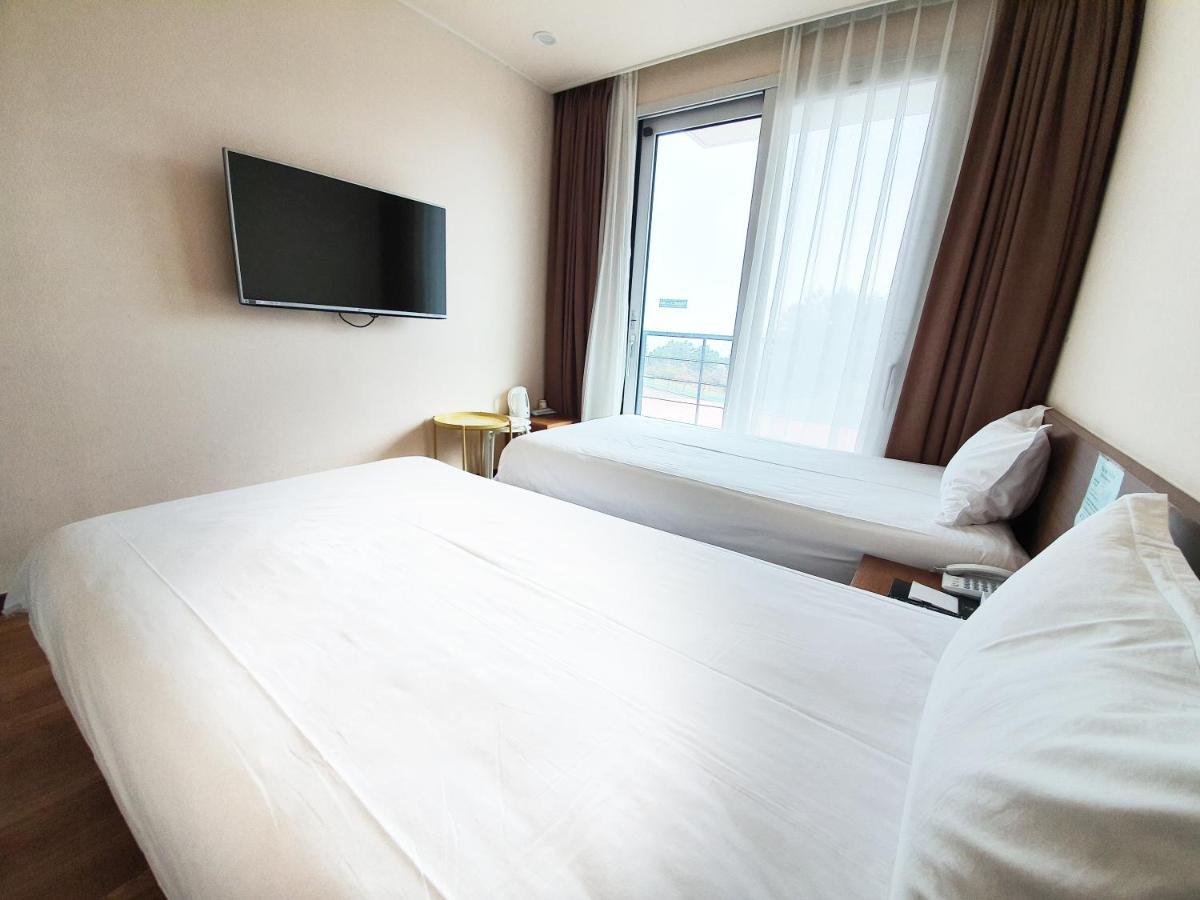 Jeju Jungmun Ocean Blue Hotel Seogwipo Dış mekan fotoğraf