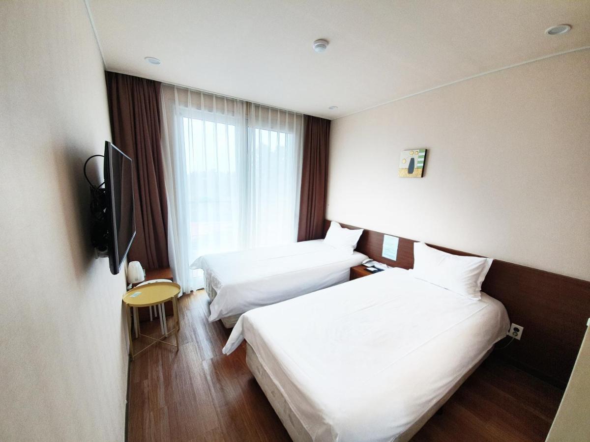 Jeju Jungmun Ocean Blue Hotel Seogwipo Dış mekan fotoğraf